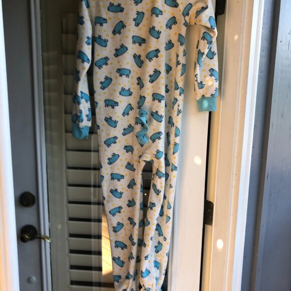 Saras' Prints Super-soft, one-piece pajamas with pig tail Size 10 Unisex - Picture 6 of 7